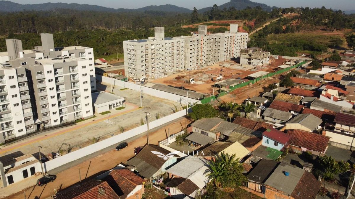 Apartamento com 2 quartos, no bairro São Cristóvão - Barra Velha Cód. 2395