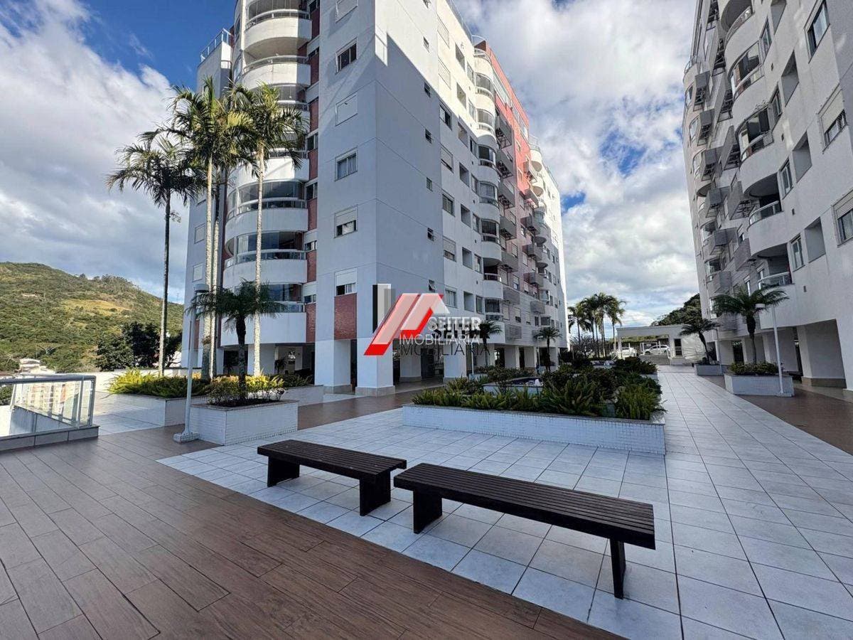 Apartamento com 3 quartos, Itacorubi - Florianópolis