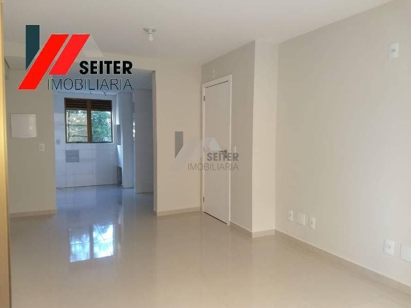 Apartamento com 2 dormitórios na Trindade em Florianópolis