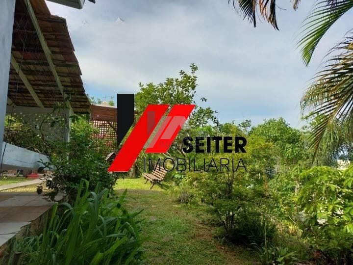 Casa de 4 dormitorios a venda Sambaqui Florianopolis