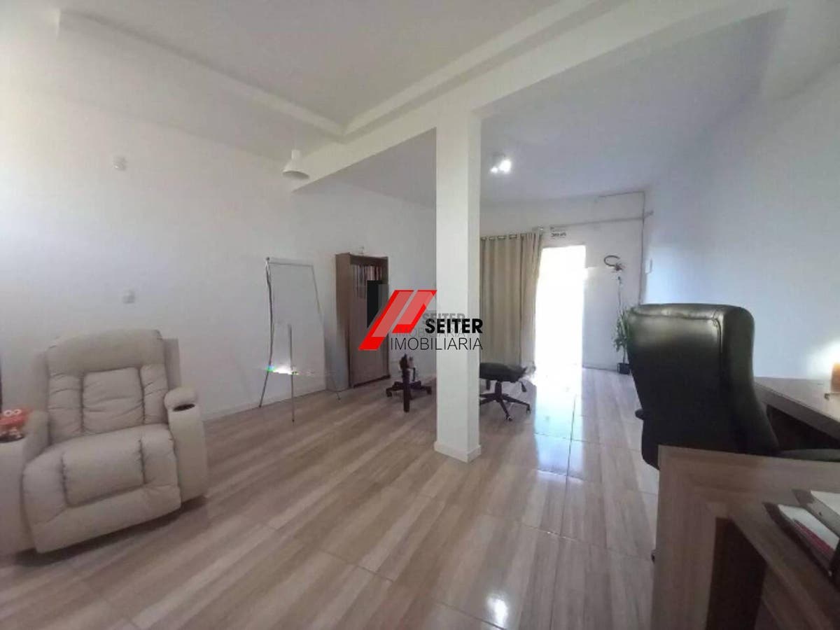Loja para alugar no Campeche Florianópolis avenida pequeno principe
