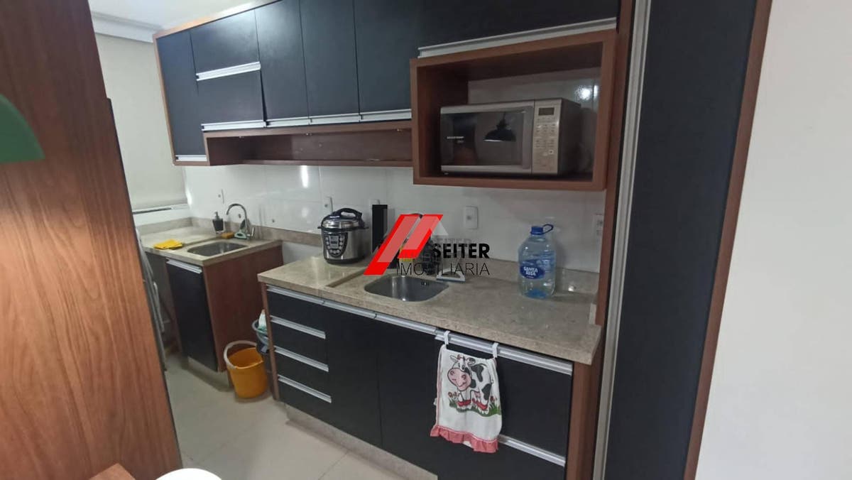 Apartamento à venda com 2 dormitórios no Campeche Florianópolis