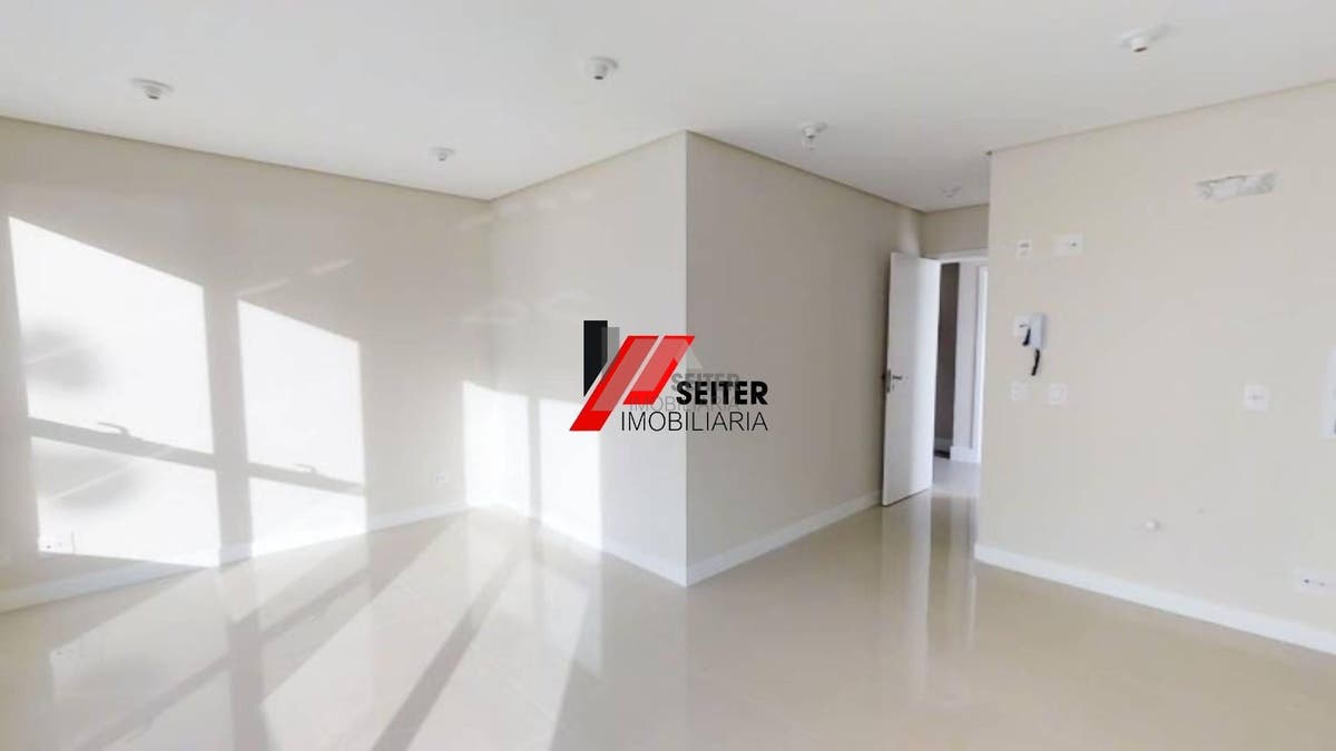 Sala comercial a venda no Itacorubi