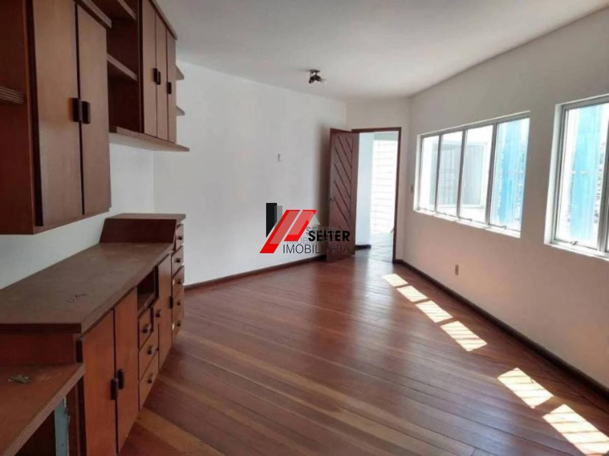 Casa comercial a venda no bairro Saco dos Limões