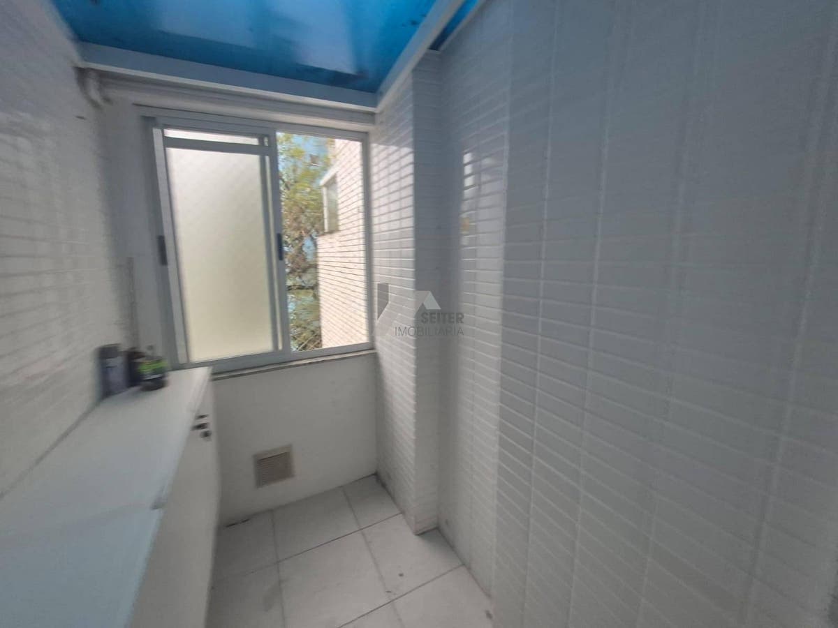 Apartamento com 3 quartos para Locação, Itacorubi - Florianópolis