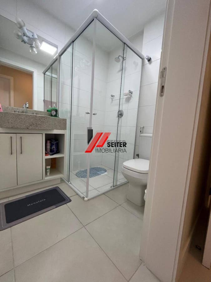 Apartamento 2 dromitorios com suite venda Itacorubi Florianopolis