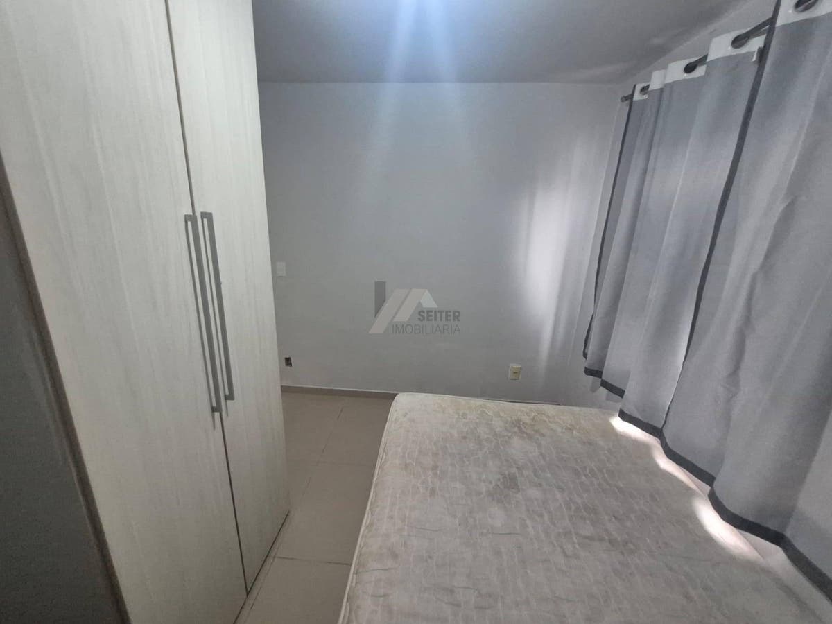 Ktinet com 1 quarto para alugar na trindade