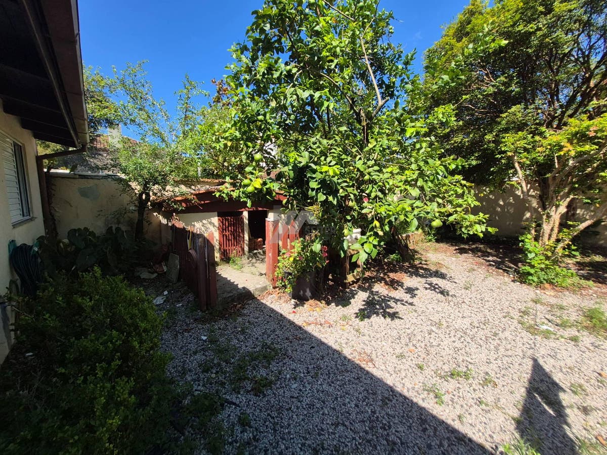 Casa a venda na Trindade com 5 dormitórios Florianópolis
