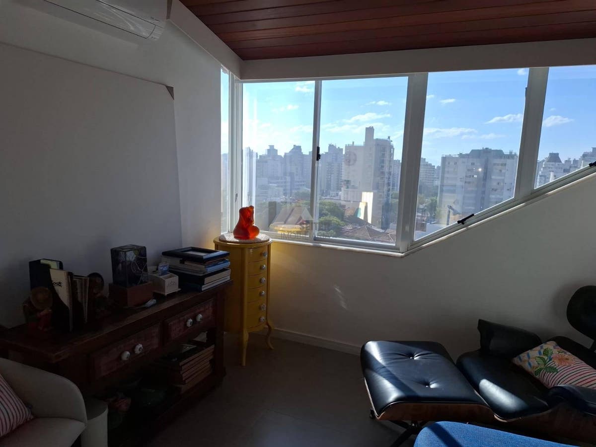 Apartamento com 2 quartos, Centro - Florianópolis