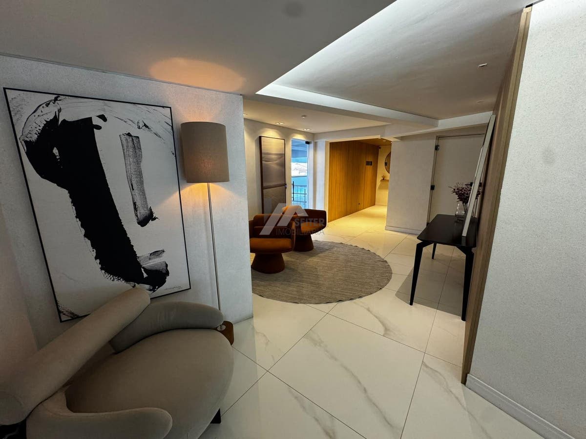 Apartamento 2 dormitórios no João Paulo