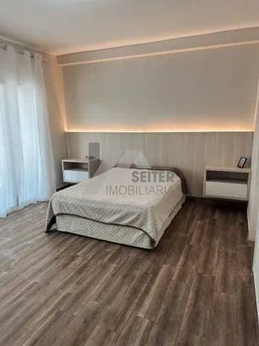 Triplex com 4 quartos a venda no Centro Florianópolis