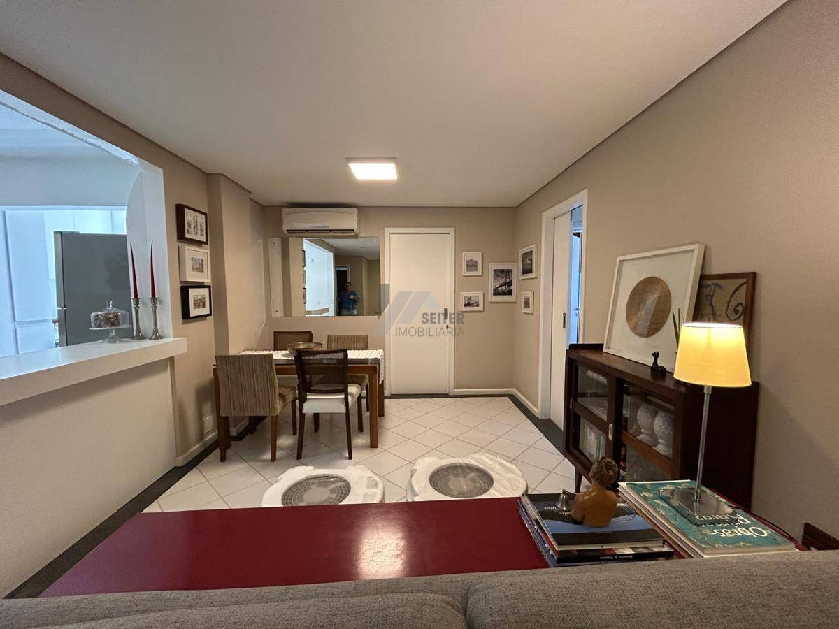 Apartamento com 3 dormitórios para a venda no Itacorubi