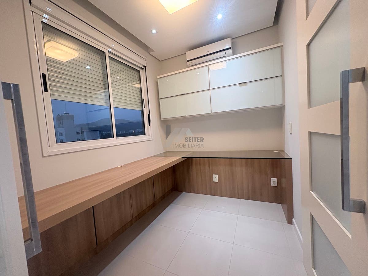 Apartamento 3 Dormitórios com Suite Venda Trindade Florianópolis