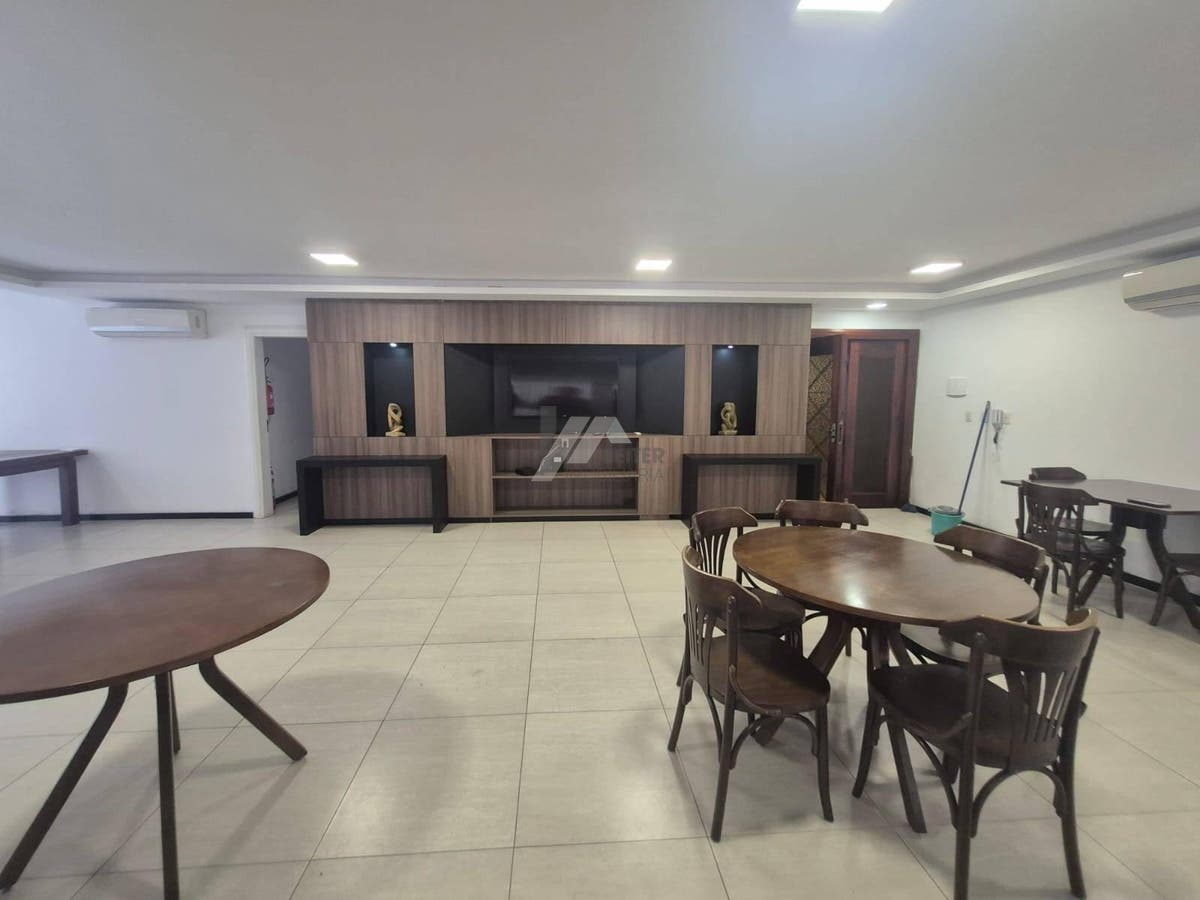 Apartametno de 3 quartos para alugar no centro de florianopolis