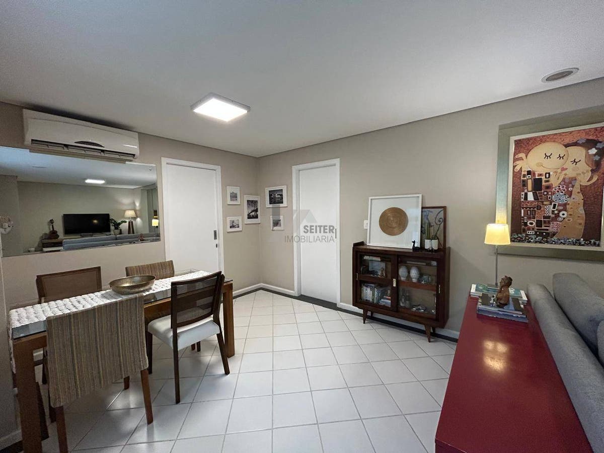 Apartamento com 3 dormitórios para a venda no Itacorubi