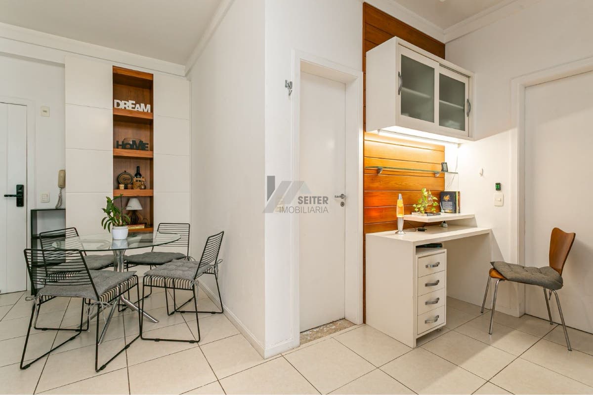 Residencial › Apartamento, 2 dormitórios, para Aluguel no Itacorubi-