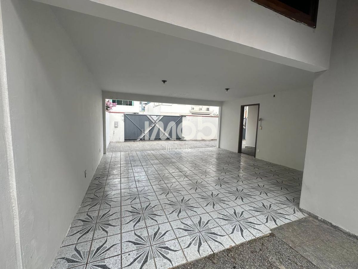 Casa com suíte master + 4 quartos, centro - foto 8