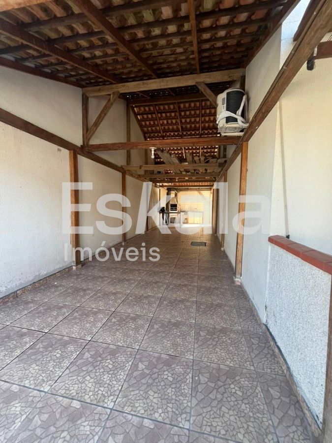 Apartamento com 02 dormitórios + 04 vagas de garagem escolinha - guaramirim