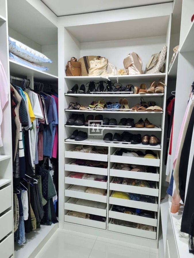 Casa de Condomínio com 4 quartos à Venda - Aracaju