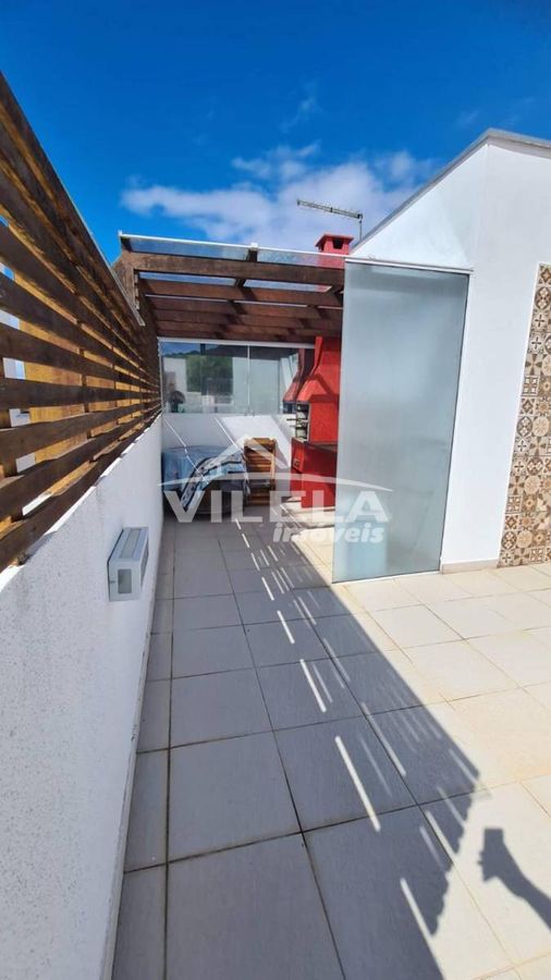 Sobrado no solarium de massaguaçu