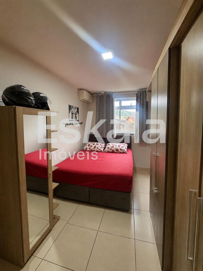 Apartamento Semimobiliado com 02 Quartos Rau - Jaraguá do Sul