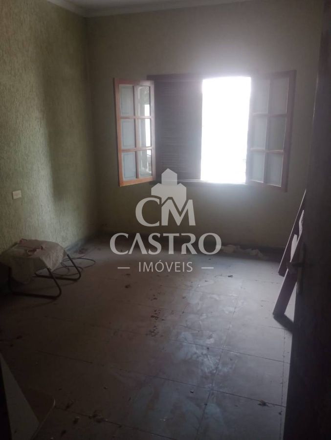 Casa 2 Quartos em Penha de França, São Paulo - Fachada Funcional e Iluminação Natural