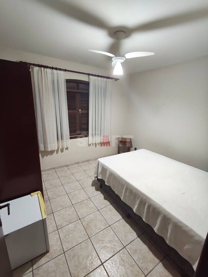 Casa com 2 Suítes e 1 Quarto no Bairro Baependi