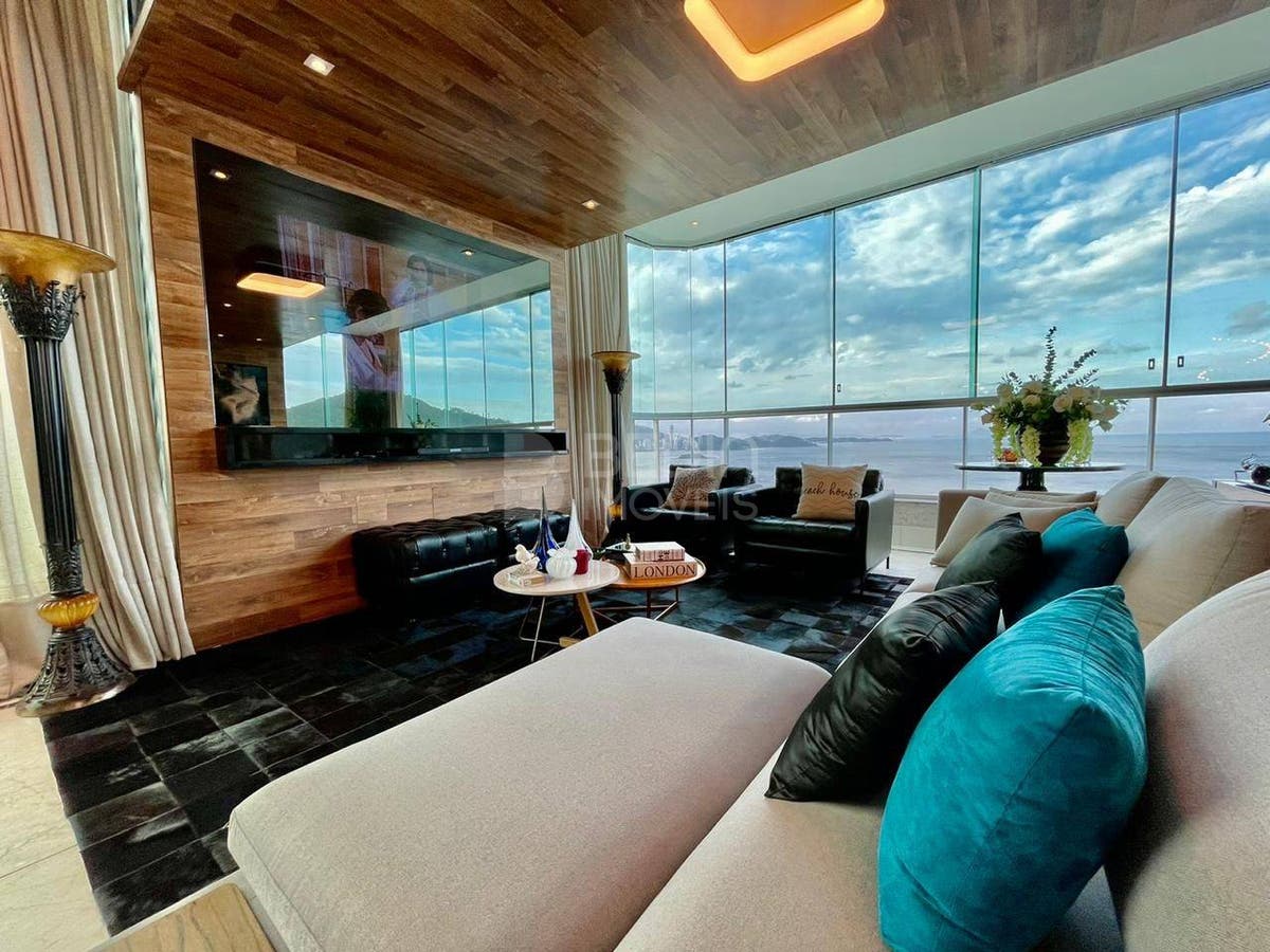 Cobertura de 7 quartos, 600m² no bairro Centro, em Balneário Camboriú | Eu Corretor