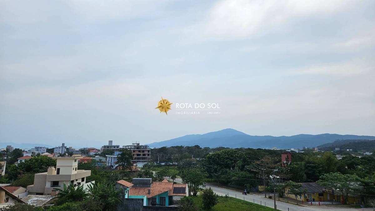 Beach House Cobertura Duplex 3 Suítes Praia Mariscal Bombinhas Sc - 2