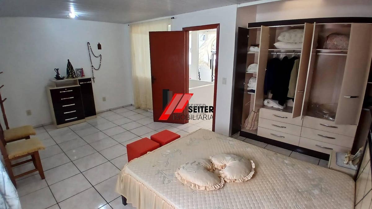 Casa à venda na trindade florianópolis
