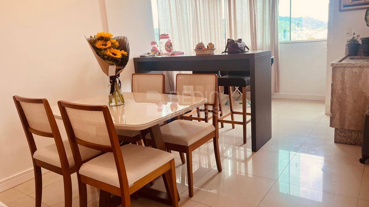 Apartamento de 3 quartos, 101m² no bairro Centro, em Balneário Camboriú | Eu Corretor