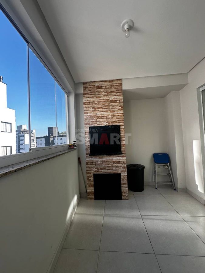Apartamento com Elevador Semimobiliado Em Região Central com Suíte + 1 Quarto