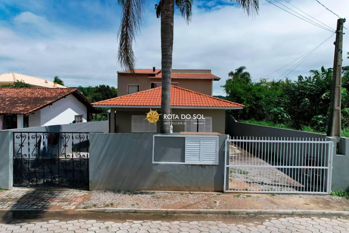 Casa e residencial à venda Praia Bombas Bombinhas SC — foto 5