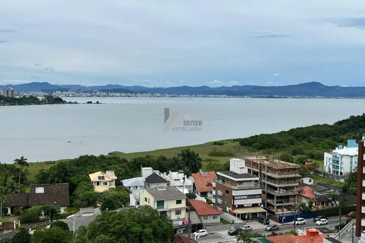 Apartamento com 2 quartos, João Paulo - Florianópolis