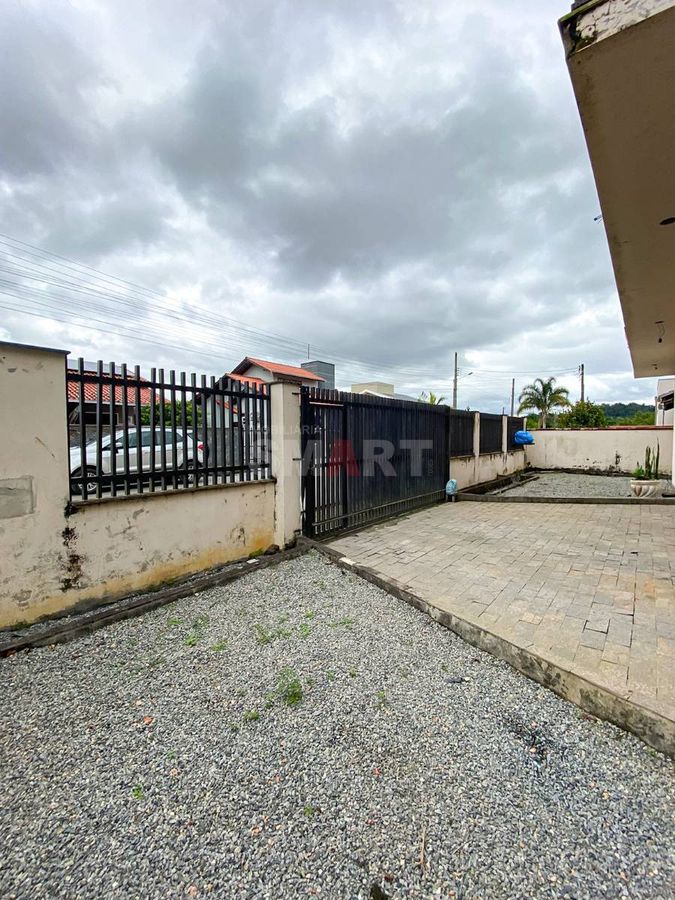 Casa Sobrado com 6 quartos no bairro Amizade