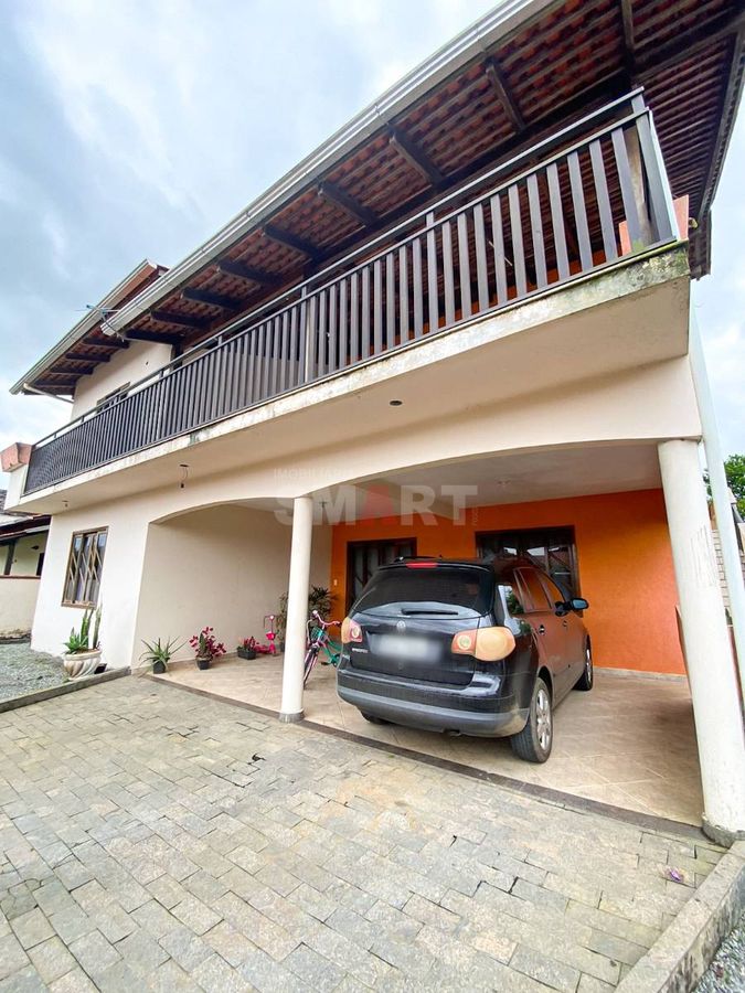 Casa Sobrado com 6 quartos no bairro Amizade