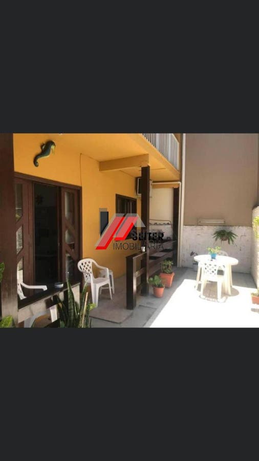 Casa à venda no Centrinho da Lagoa em Florianópolis