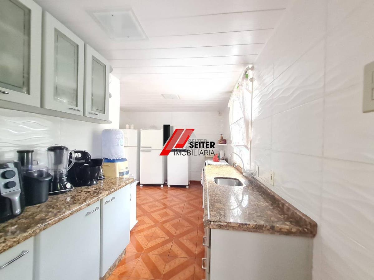 Casa de 2 domritorios a venda Florianopolis Itacorubi