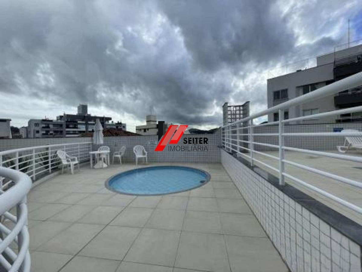 Apartamento a venda com 4 quartos trindade Florianópolis