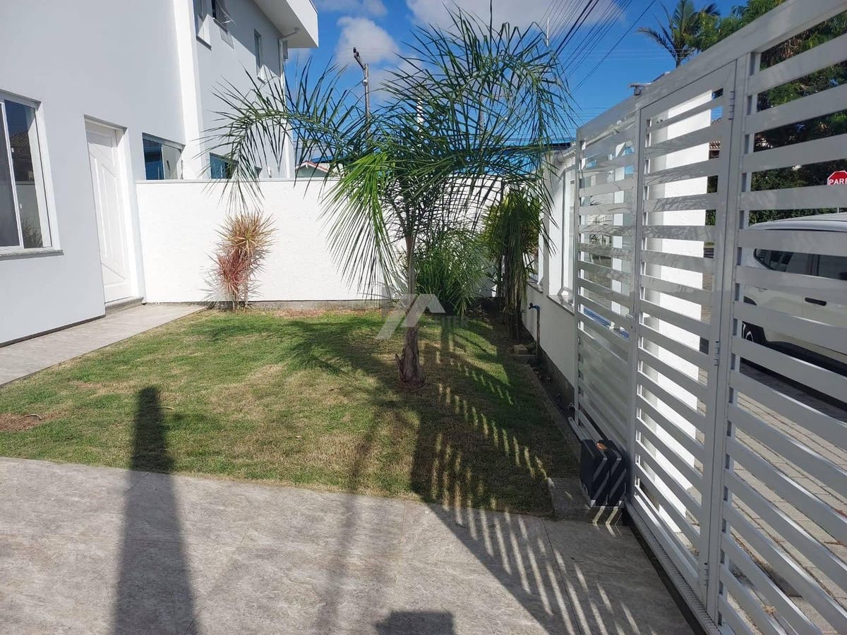 Casa a venda no Carianos Florianopolis