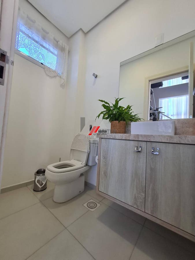 Casa de 3 suites a venda Lagoa da Conceiçao Florianopolis com 352 metros de area util