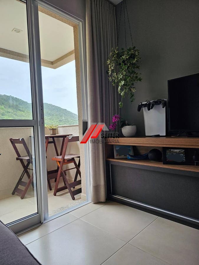 Apartamento venda 2 dormitorios suite Itacorubi Florianopolis
