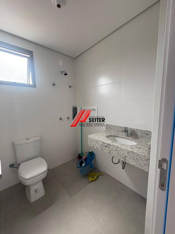 Apartamento de 3 dormitorios com suite a venda carvoeira florianópolis