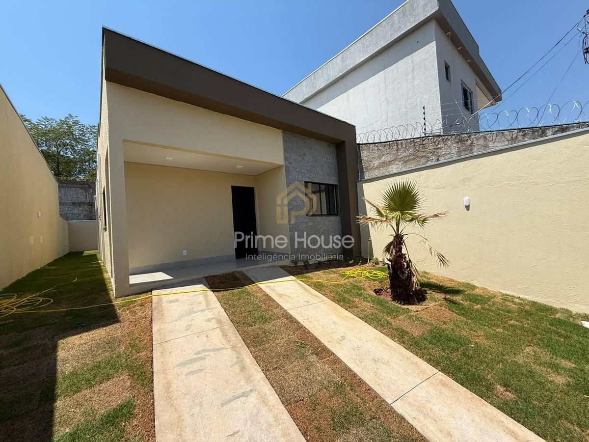 Vende-se Casa em Construção no Bairro Tropical Ville