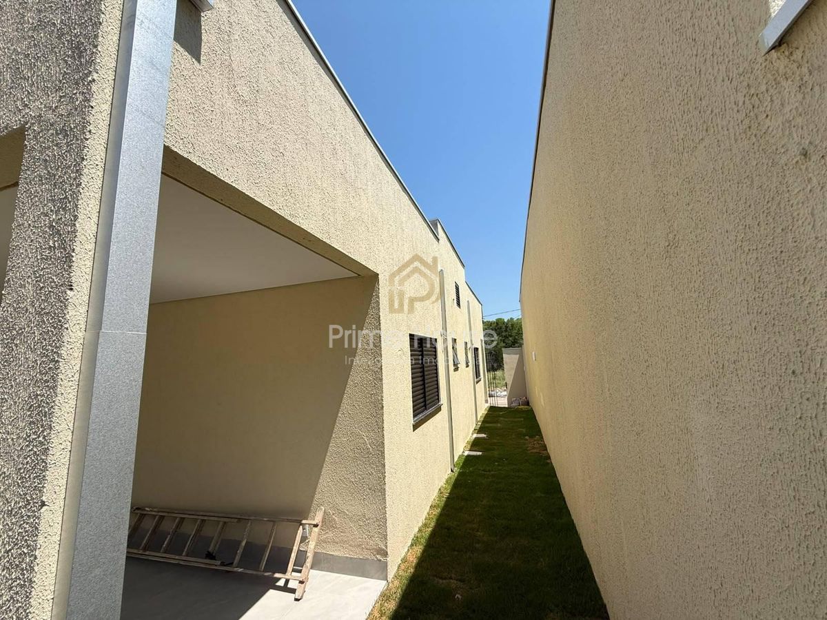 Vende-se Casa em Construção no Bairro Tropical Ville