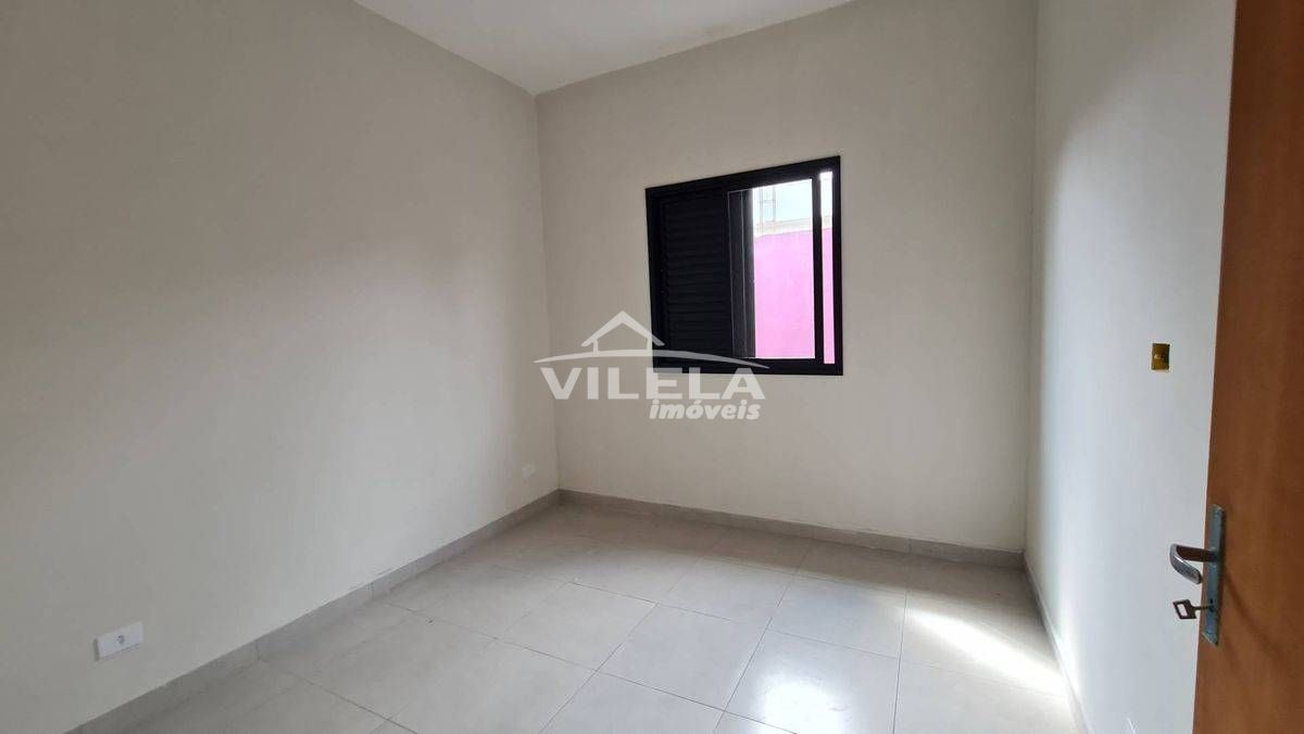Casa Moderna com 3 Dormitórios-Ótima Localização no Bairro Morro do Algodão -Caraguatatuba-Sp!!!