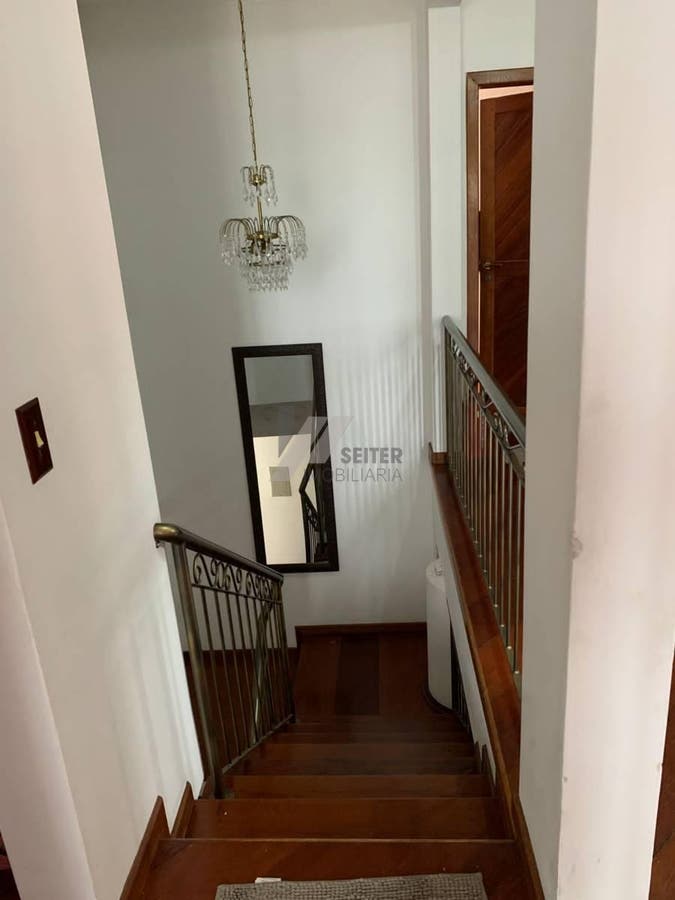 Casa com 5 quartos a venda no Córrego Grande - Florianópolis