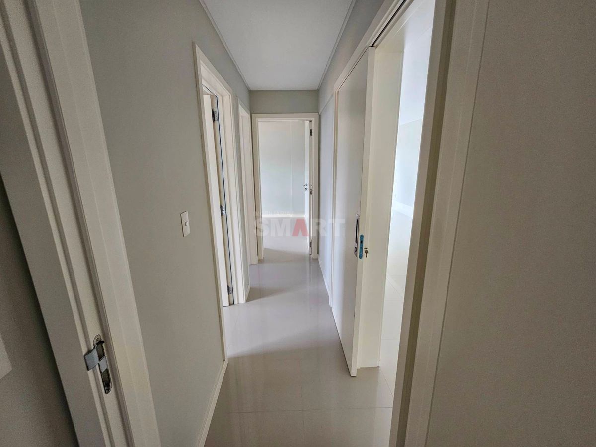 Apartamento Novo 1 suíte + 2 Quartos no Centro