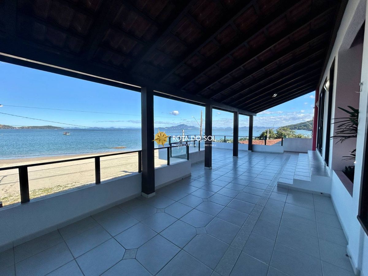 Casa frente mar à venda Praia Zimbros Bombinhas SC — foto 4