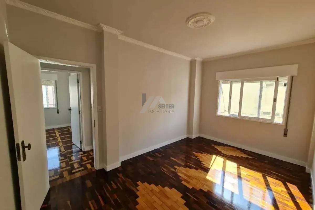 Apartamento 4 dormitórios suite venda Centro Florianópolis
